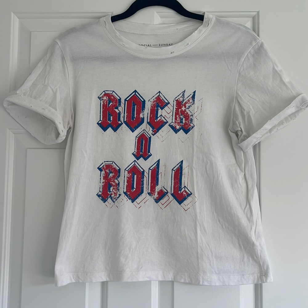Social Sunday XS Rock N Roll white tshirt.